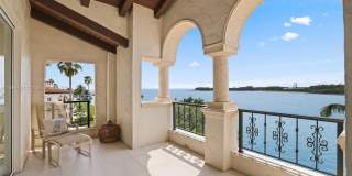 2442 Fisher Island Dr Gallery 38