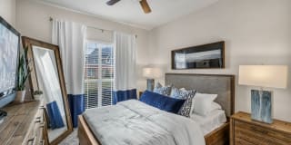 Renaissance Gallery 21