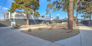 The Valencia Gallery 6