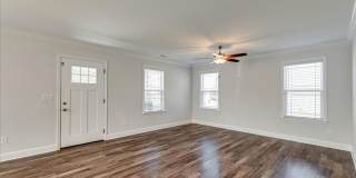 $500 Off First Month!  Beautiful 3 Bedroom Home on a Corner Lot with Modern Upgrades! Gallery 7