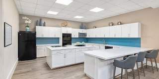 Destinations Alexander Age 55+ Apartment Homes Gallery 21