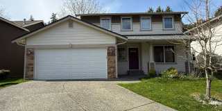 4 Bed 2 Bath Home in Waterbury Meadows Gallery 1