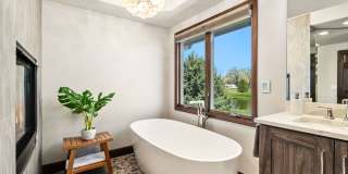 Beautiful 5 Bedroom Home in Windsor CO Gallery 39