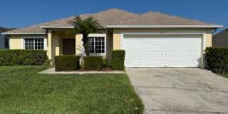 PRIVATE POOL - 4 BEDROOM 2 BATH HOME Gallery 1