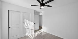 Spacious 4BR House with Beautiful Mountain Views! Gallery 23