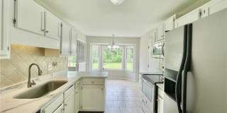 6732 Vaughn Road Gallery 4
