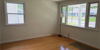 18 Briggs Avenue Gallery 4