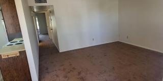 9609 W Cinnabar Avenue Gallery 6