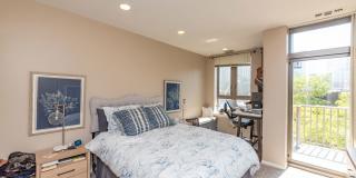 400 North Clinton Street Gallery 8