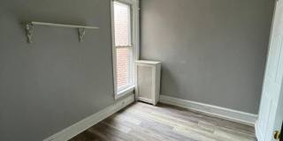 Remodeled Front Porch Home - Frankford Gallery 9