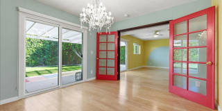 3 bed / 2 Bath Mid-Century Home with Two-Car Garage, Soaking Pool and Manicured Backyard! Gallery 6