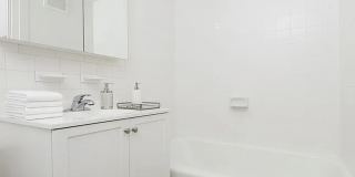342 East 55th Street Gallery 3