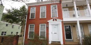 TOWNHOUSE OVERLOOKING AUDUBON PARK Gallery 1