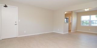 606 12TH AVENUE NE Gallery 6