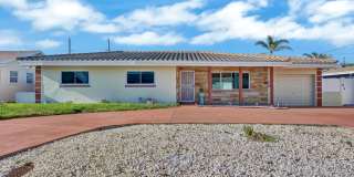 Tropical Shores Pool Home – Move-in Ready! Gallery 1