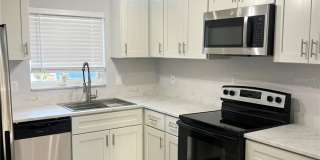 4550 OVERLOOK DRIVE NE Gallery 2
