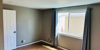 Charming Updated Condo in Great Location Gallery 7