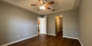 ** COMING SOON ** FENCED Three Bedroom in Watermill Gallery 10