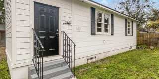3336 Myra St Gallery 18
