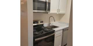 The Lakes Apartments - 55+ Senior Apartments Gallery 26