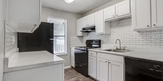 50 Stoneview Gallery 15