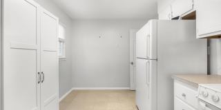 8418 Knights Bridge Road Gallery 16