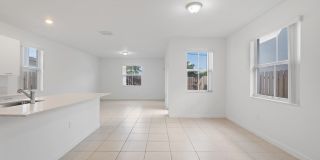 2405 Northwest 131st Circleclientes@realtymiamigroup.com Gallery 7