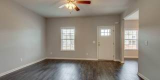 Fairview Station Charmer!  Perfectly comfortable 4/2.5 family home close to Westwood Elementary. Gallery 3