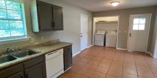 813 Robin Hood Trail Gallery 6