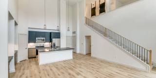 Burnett Lofts Gallery 33