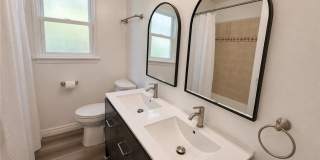 22647 Clarendon Street Gallery 19