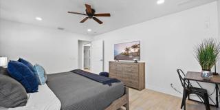 6077 Francis Street Gallery 14