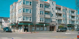 Spacious 3 Bedroom 2 Baths Corner Condo Gallery 1