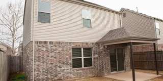 Available August 1st! Two-Story 3 Bedroom, 2.5 Bathroom in the center of Fayetteville Gallery 16