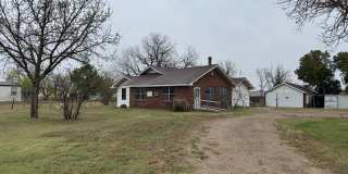 5 Bed 2 Bath Home w/ 6.14 Acres In Iowa Park ISD. Gallery 1