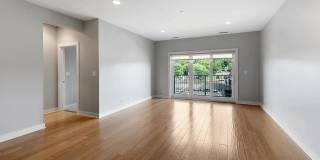 Riverwalk on Main Gallery 2