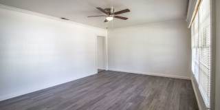 Centrally Located 3 Bedroom 2 Bathroom house! Gallery 10