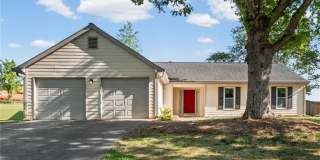 1194 Meadow Oaks Drive NW Gallery 1