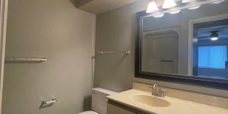 Large first floor condo for rent! 1034-3 Blue Ridge Dr. Gallery 16