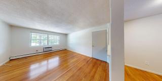 Westside Colonial Gallery 4
