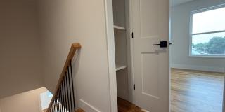 160 Main St Gallery 34