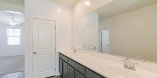 5538 S Dillon Gallery 21
