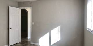 Experience this Large Cape Coral 3 bedroom 2 bath duplex with 1 car garage and screened in lanai. Gallery 11