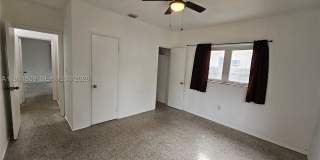 1100 NE 115 Gallery 11