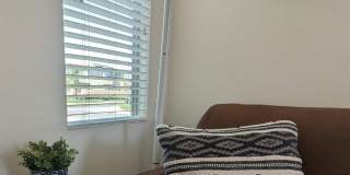 2610 E Embry Ln Unit B Gallery 17