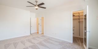 680 N GREEN Street Gallery 21