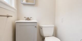 Huge Renovated 3 Bedroom house in hikespoint! Gallery 12