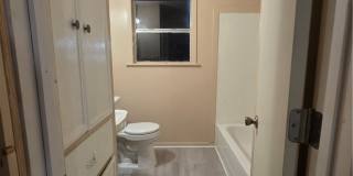 408 N Live Oak Gallery 1
