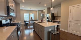 Modern 3-Level Townhome for Rent | Prime SW Charlotte Location Gallery 11