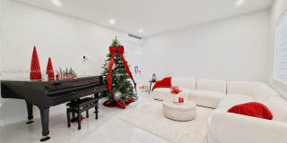 927 Southwest 18th Avenue Gallery 6